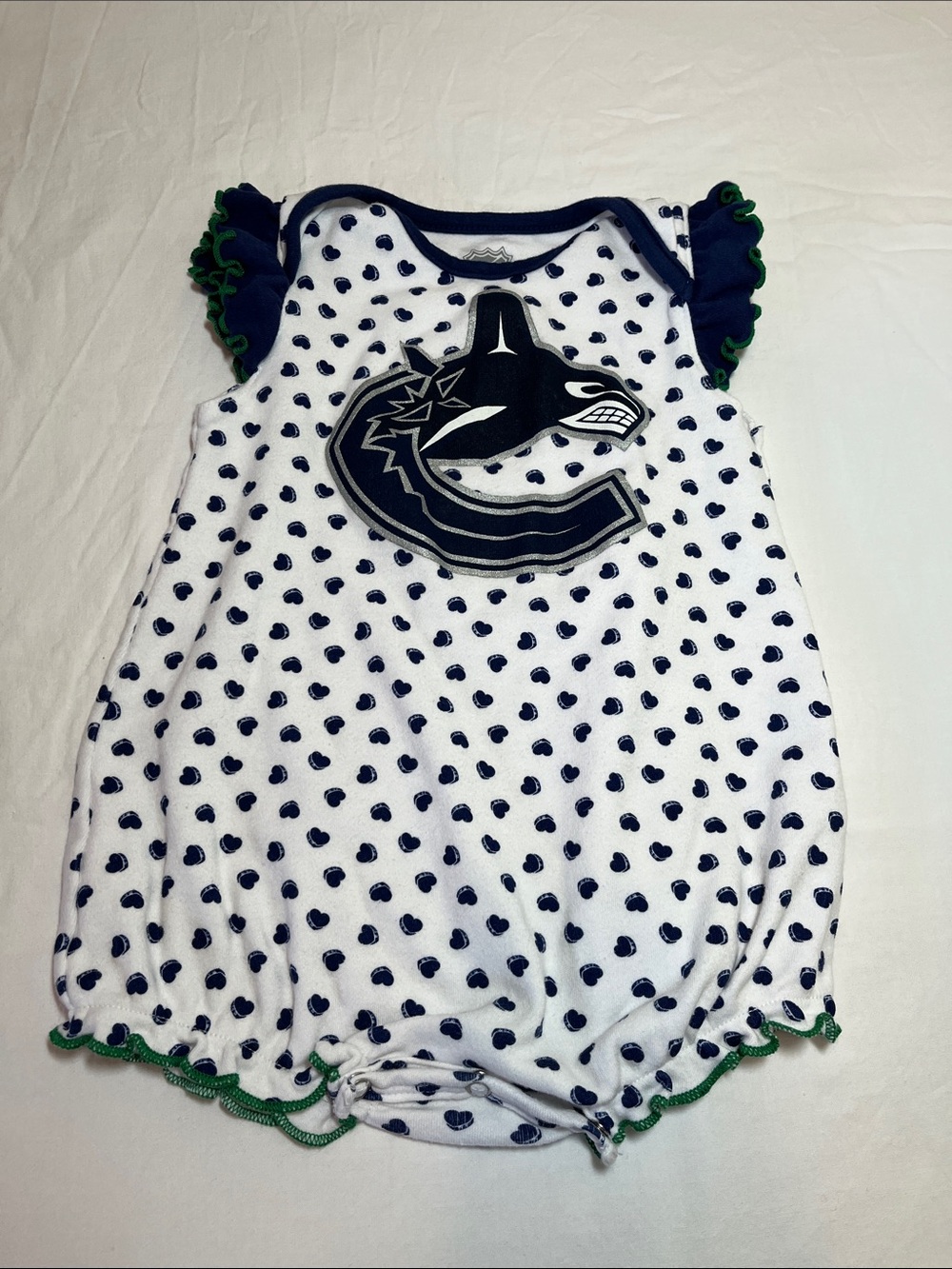 18M NHL Vancouver Canucks Infant Romper - White with Navy & Green